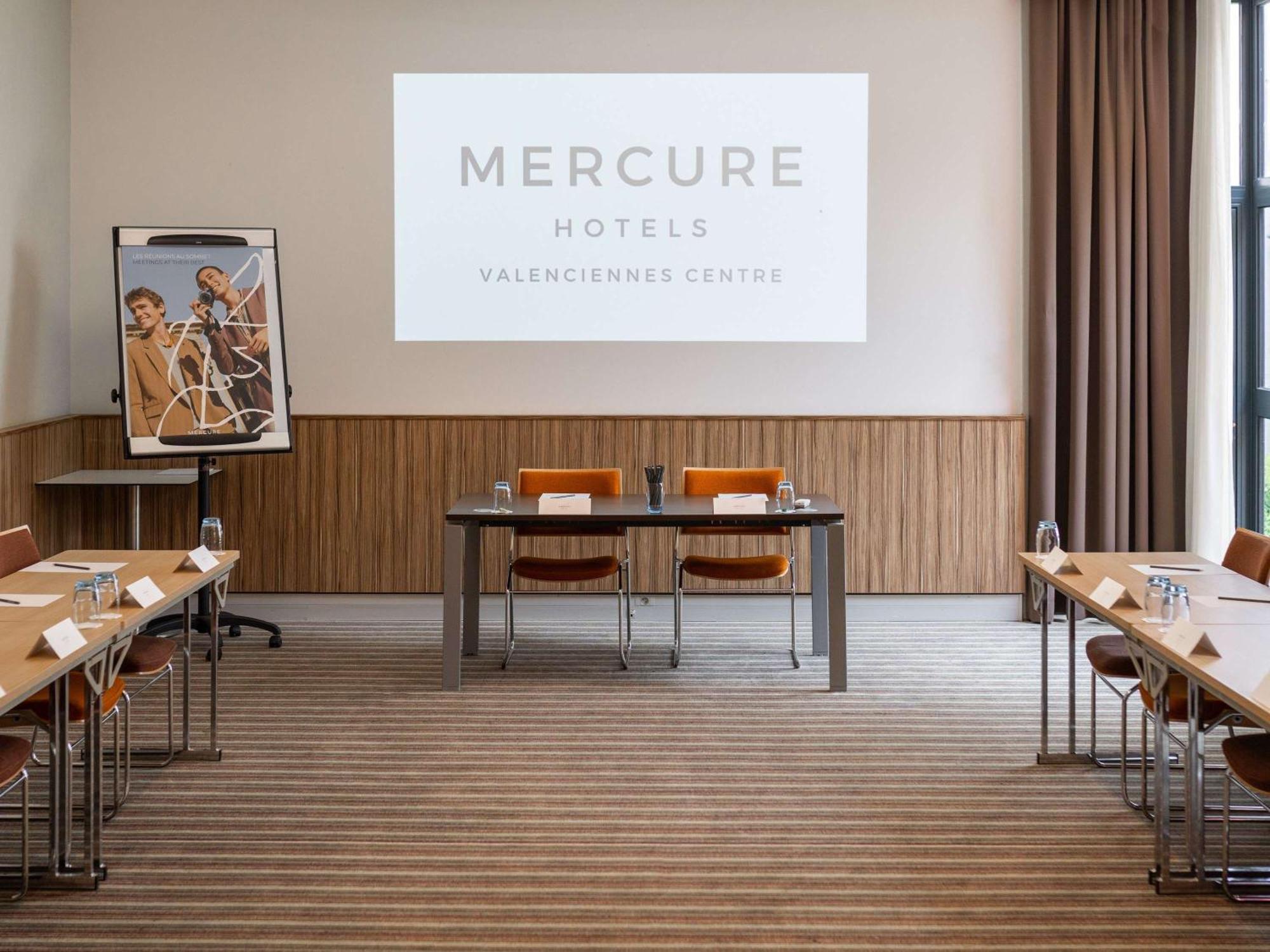 Mercure Valenciennes Centre Екстер'єр фото